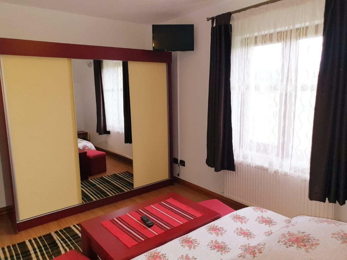 Villa Casa Paty Mînăstirea Humorului Zimmer foto